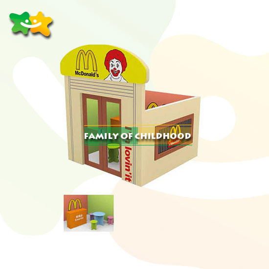 Children Wooden Role Playhouse Doll House for fun