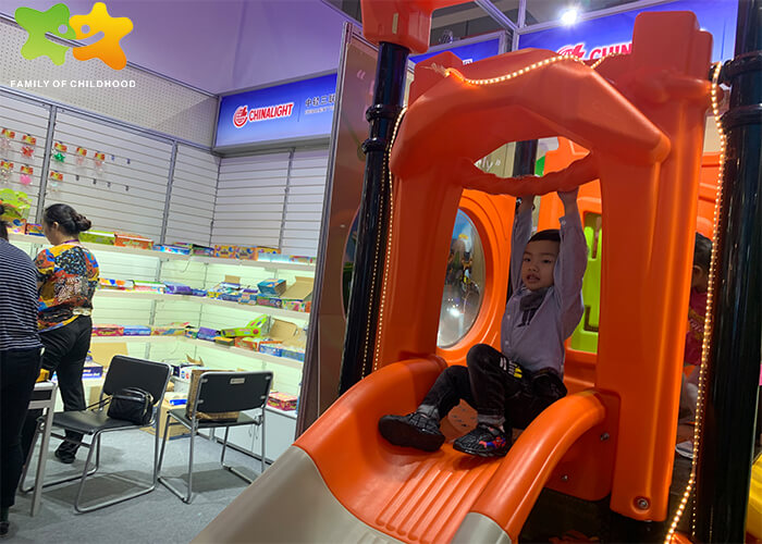 China Import and Export Fair,Canton Fair,Children slide,familyofchildhood